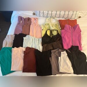 Large Lululemon lot- size 6/8/10- all fit like an 8/10